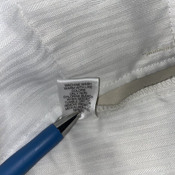 RoundTree & Yorke‎ Travel/ smart SZ 42 Tallman Pleated Front - Picture 10 of 11